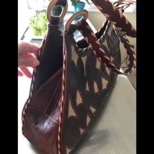 Leaders in Leather Handbag